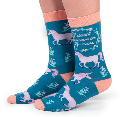 WOMENS-CREW NOVELTY-UNICORN-SOCKS1